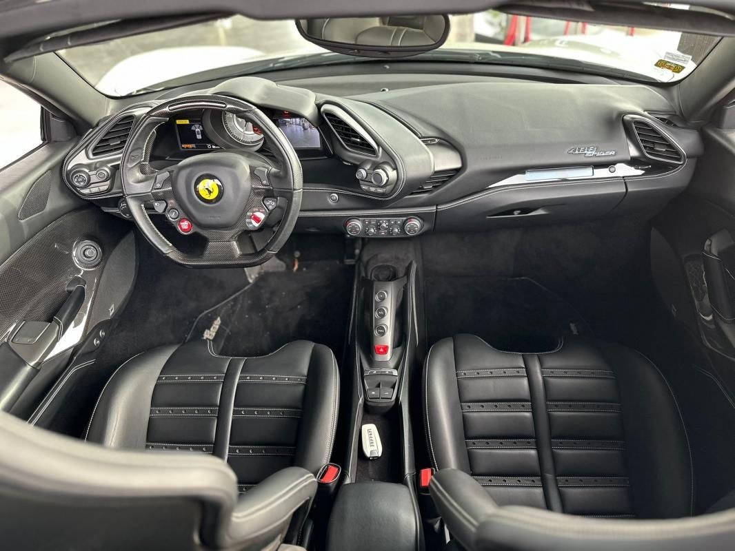 Ferrari 488 Spider V8 3.9 T 670 CV GPS LIFT