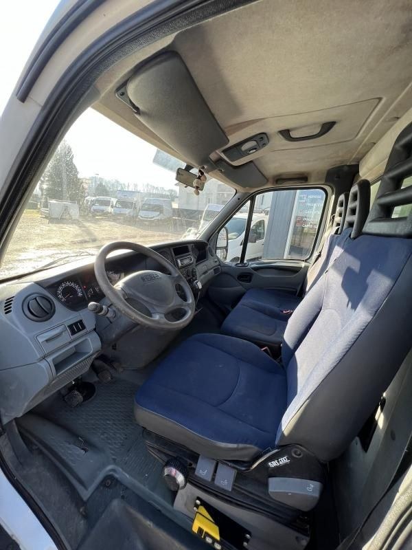 Iveco Daily CLASSE S FOURGON FGN 35S12 V12 H2