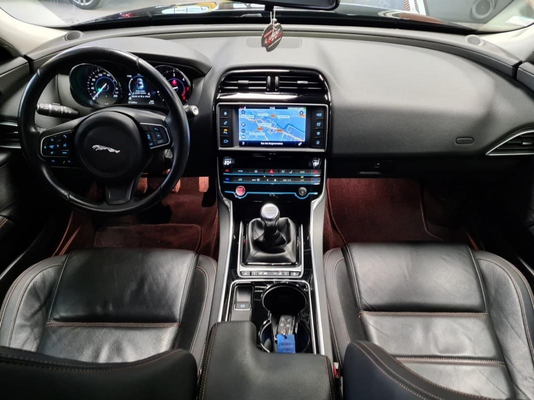 Jaguar XE 2.0 D 180 CV GPS (laurent auto)
